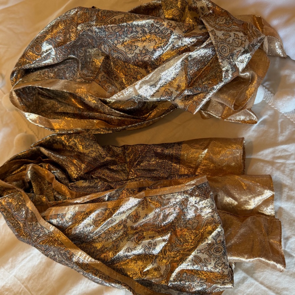 2 Elegant Gold and Silver Scarves